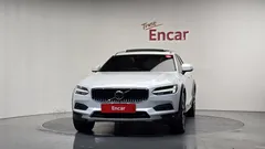 2021 Volvo V90 B5 Pro AWD, белый — фото 3