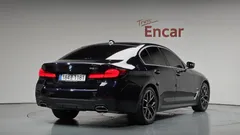 2023 BMW 5-Series 530i M Sport Package — фото 2