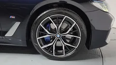 2023 BMW 5-Series 530i M Sport Package — фото 5