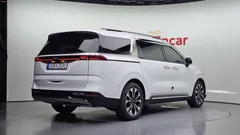 2023 Kia Carnival Diesel 9-Seater Noblesse — фото 2
