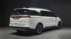 2023 Kia Carnival Gasoline 9-Seater Noblesse — фото 2