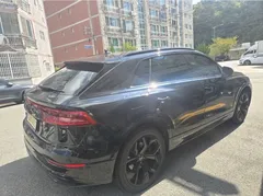 2022 Audi Q8 45 TDI Quattro, чёрный — фото 3