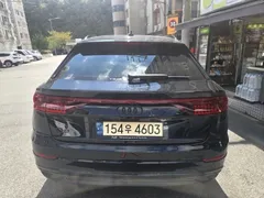2022 Audi Q8 45 TDI Quattro, чёрный — фото 4