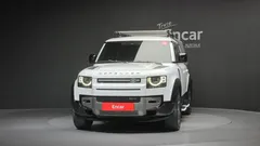 2022 Land Rover Defender 110 P300 X-Dynamic SE — фото 3