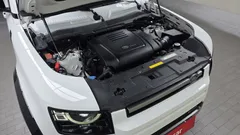 2022 Land Rover Defender 110 P300 X-Dynamic SE — фото 6