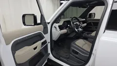 2022 Land Rover Defender 110 P300 X-Dynamic SE — фото 10