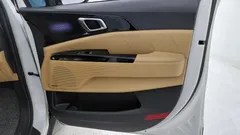 2023 Kia Carnival Diesel 9-Seater Signature — фото 17