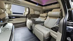2023 Kia Carnival Gasoline 4-Seater Hi-Limousine — фото 12
