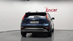 2022 Kia Niro Signature — фото 4