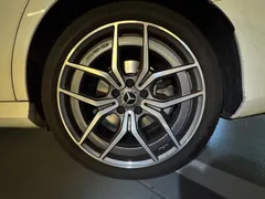 2023 Mercedes-Benz E-Class E220d 4MATIC AMG Line — фото 17