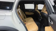2021 Volvo V60 B5 Pro AWD, серо-серебристый — фото 11