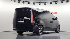 2023 Hyundai Staria L3.5 Lounge 9-Seater — фото 2
