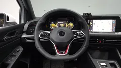 2022 Volkswagen Golf 2.0 GTI — фото 13