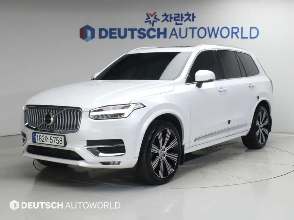 2023 Volvo XC90 B6 Ultimate Bright
