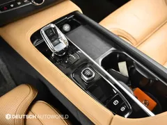 2023 Volvo XC90 B6 Ultimate Bright — фото 9