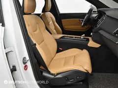2023 Volvo XC90 B6 Ultimate Bright — фото 10