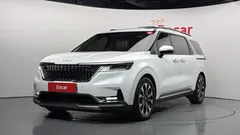 2023 Kia Carnival Diesel 7-Seater Signature — фото 1