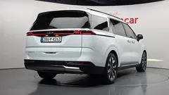 2023 Kia Carnival Diesel 7-Seater Signature — фото 2
