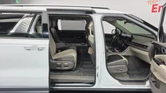 2023 Kia Carnival Diesel 7-Seater Signature — фото 19