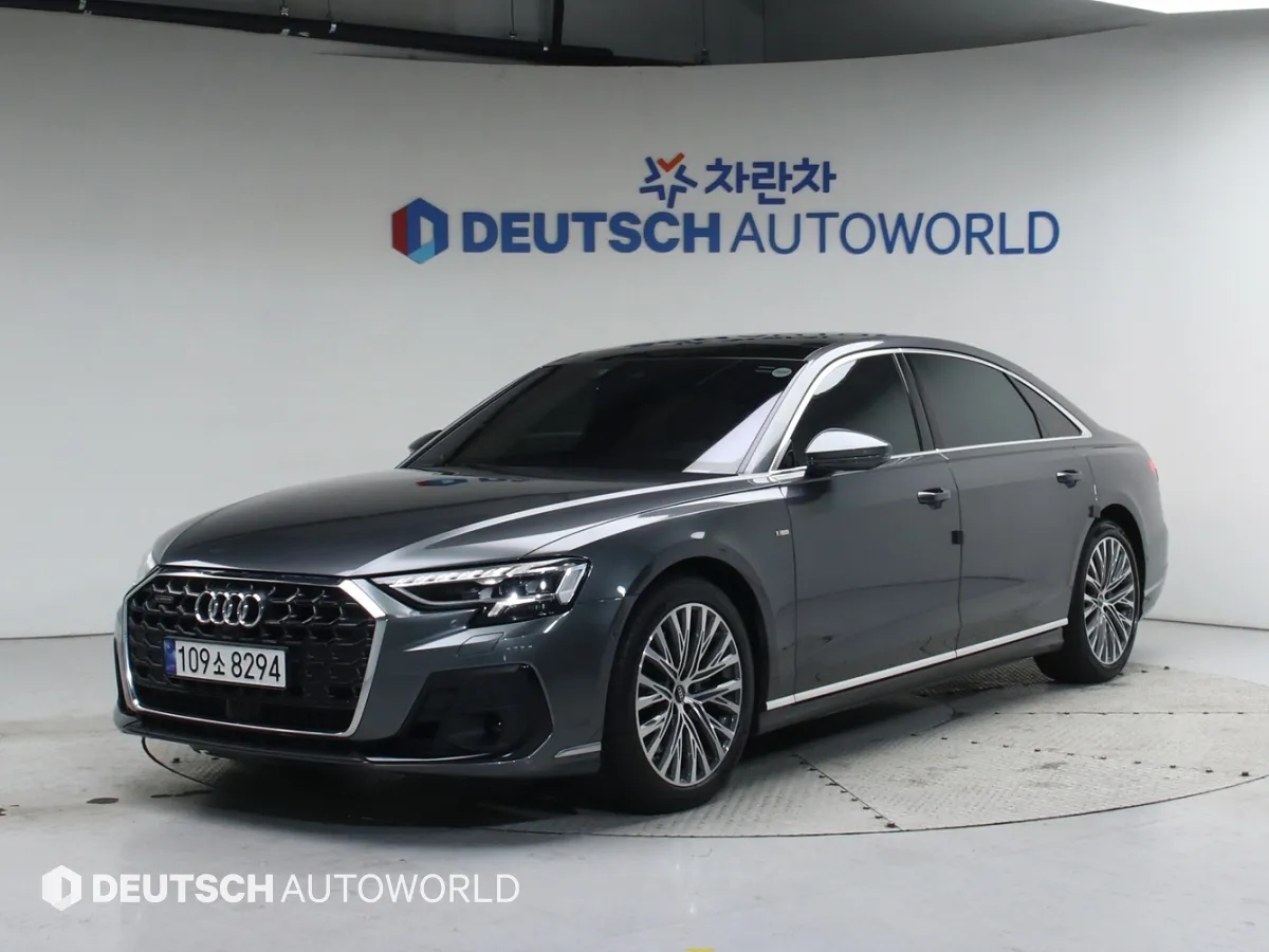 2022 Audi A8 55 TFSI Quattro Premium LWB