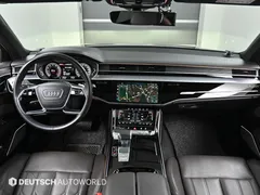 2022 Audi A8 55 TFSI Quattro Premium LWB — фото 7