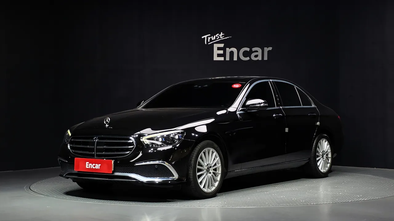 2022 Mercedes-Benz E-Class E220d 4MATIC Exclusive