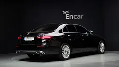 2022 Mercedes-Benz E-Class E220d 4MATIC Exclusive — фото 2