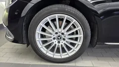 2022 Mercedes-Benz E-Class E220d 4MATIC Exclusive — фото 5