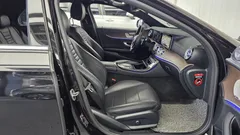 2022 Mercedes-Benz E-Class E220d 4MATIC Exclusive — фото 11