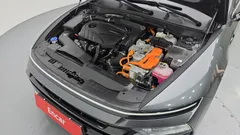 2024 Hyundai Sonata Premium — фото 6