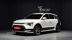 2022 Kia Niro Signature — фото 1