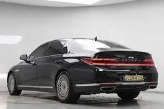 2022 Genesis G90 3.8 AWD, чёрный — фото 2
