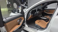 2023 BMW 3-Series 320i M Sport — фото 10