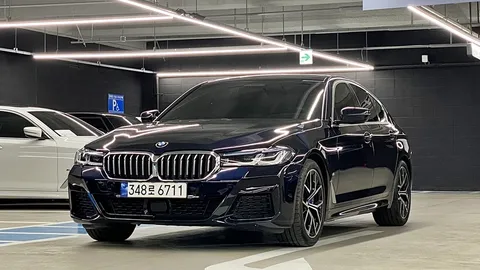 2023 BMW 5-Series 530i M Sport Package