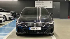 2023 BMW 5-Series 530i M Sport Package — фото 3