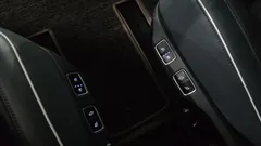 2024 Hyundai Staria L3.5 Lounge 7-Seater — фото 19