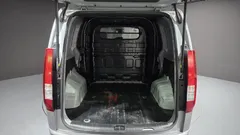2022 Hyundai Staria Cargo 5-Seater — фото 20