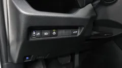 2022 Toyota RAV4 2.5 2WD Hybrid, белый — фото 12