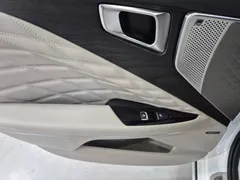 2023 Kia K8 Signature — фото 20
