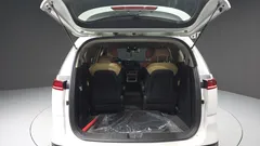 2023 Kia Carnival Diesel 9-Seater Prestige — фото 20