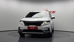 2023 Kia Carnival Diesel 9-Seater Prestige — фото 3
