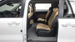 2023 Kia Carnival Diesel 9-Seater Prestige — фото 12