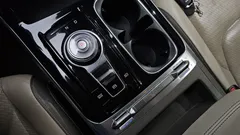 2023 Kia Carnival Gasoline 7-Seater Hi-Limousine — фото 9