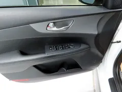 2021 Kia K3 Prestige, белый — фото 18