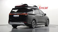 2023 Kia Carnival Gasoline 9-Seater Hi-Limousine — фото 2