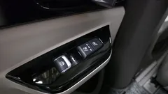2023 Kia Carnival Gasoline 9-Seater Hi-Limousine — фото 19