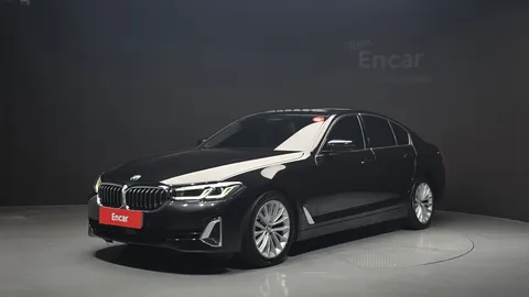 2023 BMW 5-Series 520i Luxury