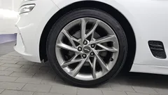 2022 Genesis G70 Gasoline 2.0T 2WD — фото 5