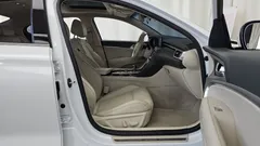2022 Genesis G70 Gasoline 2.0T 2WD — фото 11