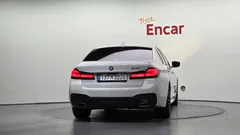 2023 BMW 5-Series 520i M Sport — фото 4